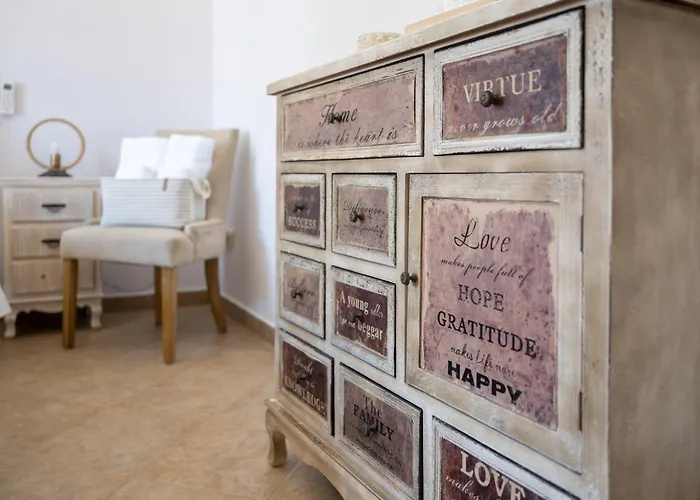 Modus Vivendi * Akrotiri (Santorini)